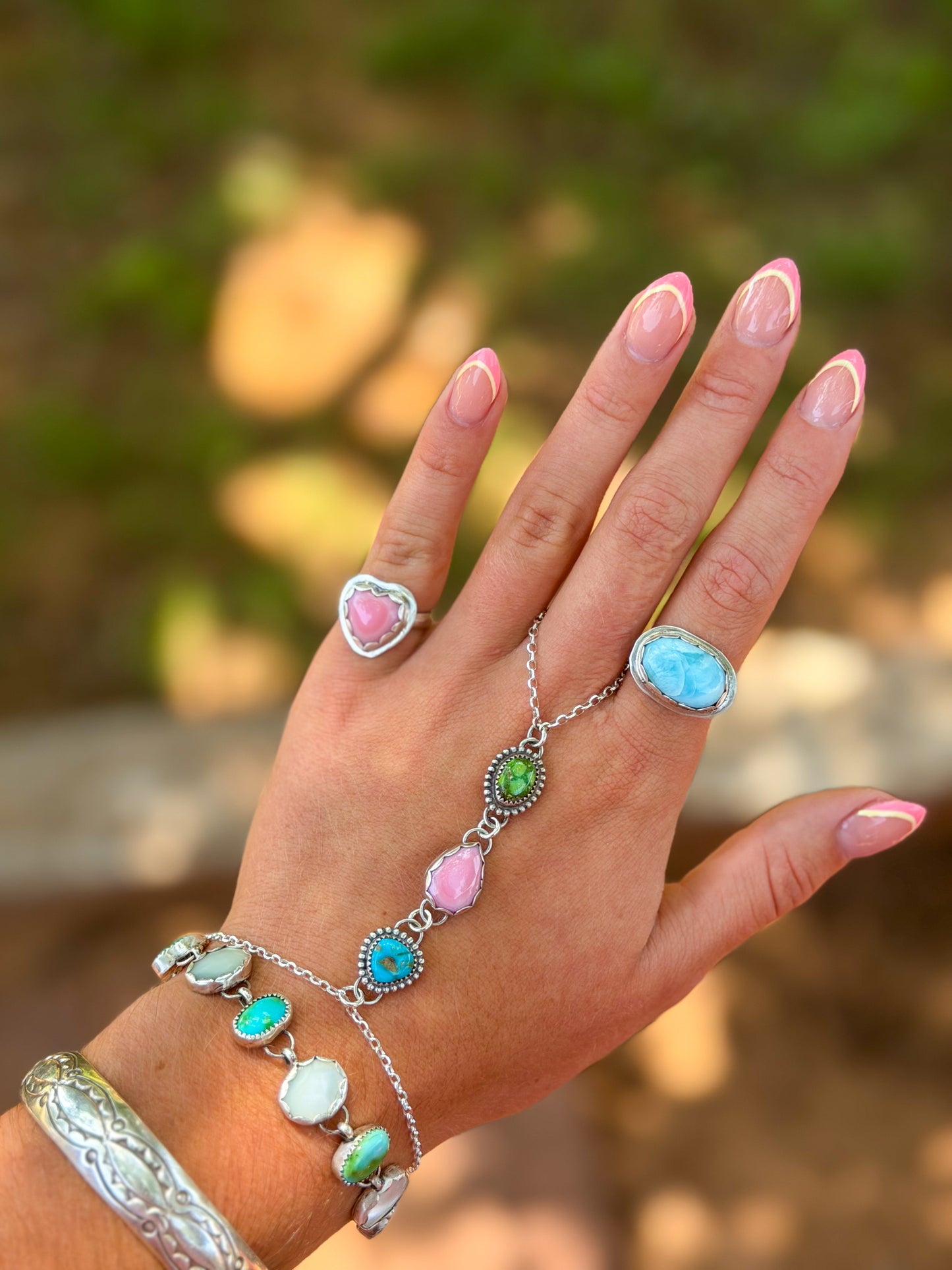 Hand Chain 1